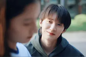 有边界感的男生真的好加分啊！#周翊然 #张婧仪