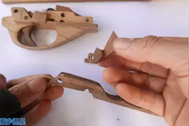 看大神如何打造木制霰弹枪#手工diy #创意 #手工 #自制玩具