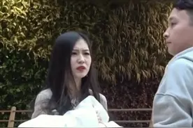 真搞笑，爱情和面包都要的逗B女真多！？  找个嫩帅穷屌视频封面