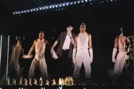 #张杰 #演唱会 #抖音热门 #精彩片段 #合肥 张杰合肥演唱会视频封面