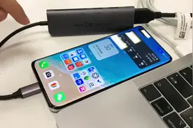 华为手机通过扩展坞HDMI接口连接显示器，秒变电脑模式视频封面