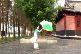 今天终于学会了如何让自己上传在抖音的横频视频可以全屏观看视频封面