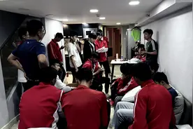 雷州八中第一批20人已全部过线～明天第二批学生已准备就绪视频封面