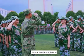 军训第一天实拍，小萌新们上高中第一课#军训 #广西军训 #玉林