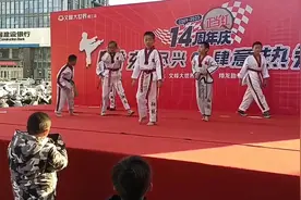 再贵的学费÷365， 都是很小的投资; 再简单的训练×365，视频封面