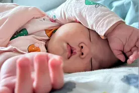 选我当你妈妈你一定高兴坏了吧😊😊视频封面