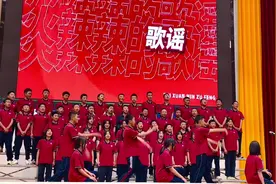 大合唱《最炫民族风》#校园生活 #每一个瞬间都值得被记录视频封面