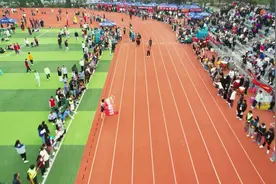 #滁州学院 #运动会 作为一个在地信院待过一学期的老大四的学姐视频封面