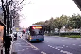 南京公交集团18路高配气龙（往金域中央总站）538路独苗电炸弹视频封面