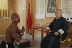 甲亢哥去少林寺拜师学功夫😂 #甲亢哥 #IshowSpeed #甲亢哥中国行视频封面