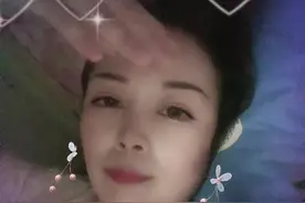躺在床上拍抖音 #打发时间的最佳姿势 #希望好梦带走所有的烦恼视频封面