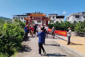 印尼出生长大，印尼客属华人，侨领、深厚的客家情怀，高尚的家视频封面