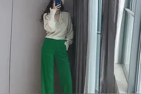 #高级感穿搭 绿裤子怎么搭配，抓紧时间拍了几套视频封面