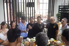 原高炮六十五师蒙自籍部分战友相聚芷村，纪念八一建军节#视频封面