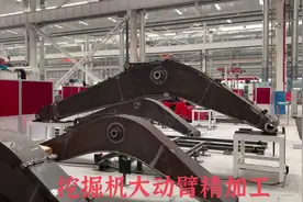 济南二机床为重庆三一重工提供的数控双面镗铣床视频封面