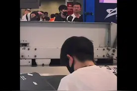 #王楚钦 #孙颖莎 #国乒成都集训 大头莎莎从北京出发成都集训啦