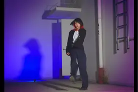 歌名：#overdose 原编舞：porushi，详细内容在阿b#宅舞翻跳