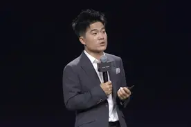 #董宇辉  2024抖音电商作者盛典宇辉全程录屏来喽~~卓越奖视频封面