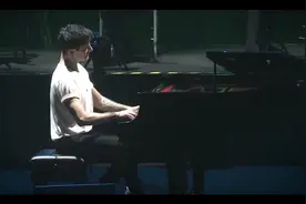 马克西姆上海演唱会独奏《加勒比海盗》，惊艳全场超好听