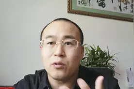 新闻学，广告学、传播学有什么区别？就业形势哪个好？视频封面