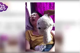 小S「丑照」遭女儿外流 ！本尊激动想让妈妈哭死啊！视频封面