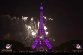 2018法国国庆埃菲尔铁塔烟花之夜(一)视频封面