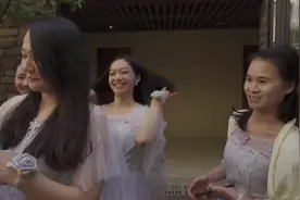 河南26岁打工小伙，追了老板女儿三年，如今终于结婚，新郎好高兴视频封面