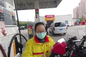 5000公里左右的铃木DL250摩托车实测油耗，结果让我太满意