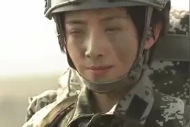女特种兵十公里越野后仍能快速的穿针，教官怀疑她练过视频封面