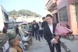 贵州小伙接亲，正在准备聘礼，去看看带了些什么视频封面