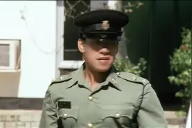 音乐一响瞬间泪崩！《监狱风云》发哥自拉自唱这段，多少人的回忆视频封面