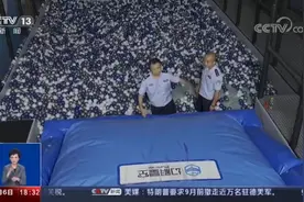 央视记者调查女孩玩蹦床致完全性瘫痪视频封面