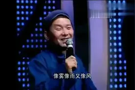 搞笑歌王来袭，人才呀他的表演太强了，能说会唱全场欢笑不断。