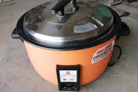 电饭锅煮糊饭是啥原因？换掉这个零件就能煮上一锅香喷喷的米饭！