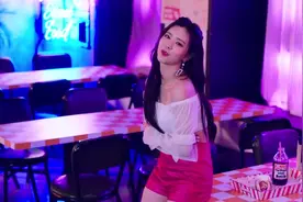 DIA 《WOOWA》官方MV公开 哇哦哇哦哇哦 就是这么唱的