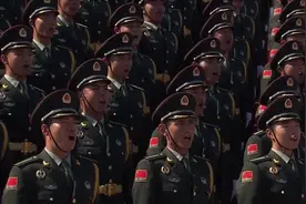 中国抗战胜利70周年阅兵大合唱，唱的激动人心!