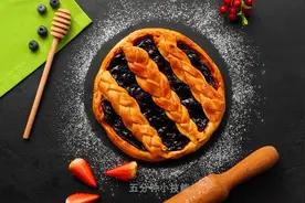 动动手就能制作的水果派，酸酸甜甜超美味，简单又实用的甜点食谱