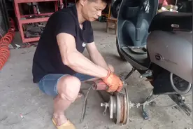 电动车电机严重生锈，看看牛人是如何处理的，又学会一招啦