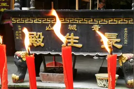 四川成都青城山，一起寻找修炼中的白蛇青蛇
