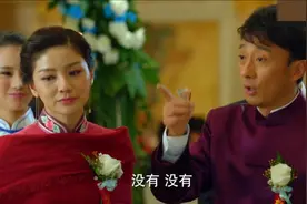 江一楠陪同马国梁参加前妻的婚礼，还在婚礼现场唱歌祝福视频封面