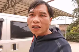 农村小伙打工花8千块二手车，7座五菱宏光9成新，大家划算吗？视频封面