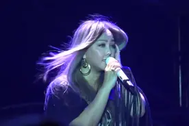 张惠妹翻唱李荣浩《模特》，别有一番味道，实力派还是强大！