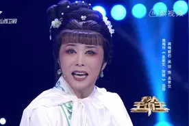 经典黄梅戏《孟姜女》哭城-金嗓子吴琼唱的太好了视频封面