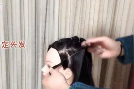 春节回娘家，给女儿这样编发，简单又好看，新手宝妈也能学会视频封面