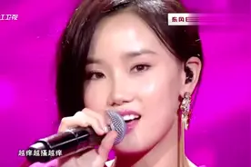 大牌遇见好声音：黄龄演唱《痒》，这首歌，真是专门为她打造的视频封面