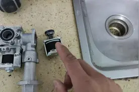 专业师傅讲燃气热水器出E5故障代码，电磁阀故障的解决方法很简单视频封面