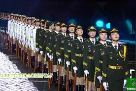 中国女子仪仗队外国表演外国人全部震惊了！视频封面
