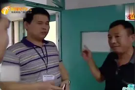 男子发现儿子竟长的像邻居，偷偷去做亲子鉴定！视频封面