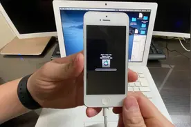 苹果忘记ID密码不要怕，看我教你一键绕过5代/5C/iPad4激活锁视频封面