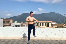 肚子大就左右换脚，20天换走大肚子，主要瘦的都是内脏脂肪